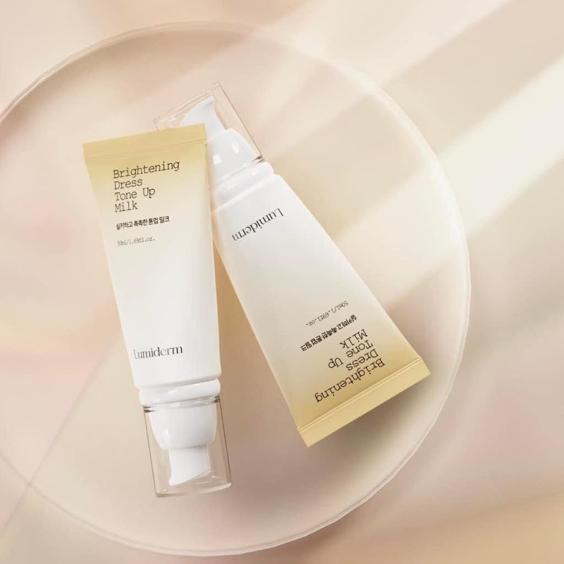 Kem Nâng Tone Lumiderm Brightening Dress Tone Up Milk