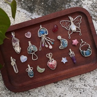 Mặt dây chuyền đá thiên nhiên quấn dây đồng mạ bạc