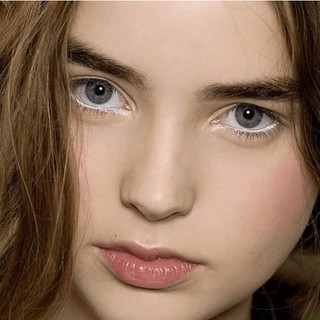 Chì Kẻ Mắt Catrice Kohl Kajal