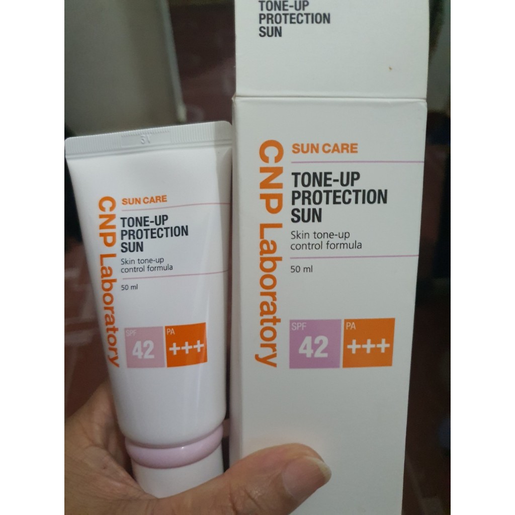 KEM CHỐNG NẮNG CNP