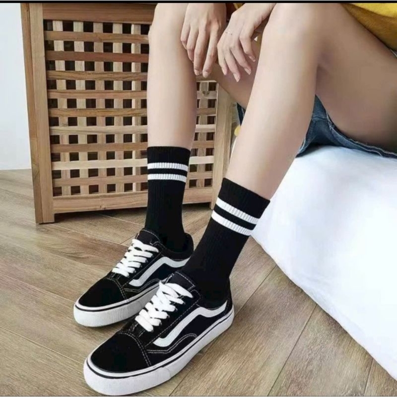 Tất kẻ cổ cao unisex