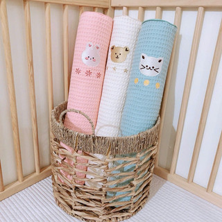 Gối ôm cho bé Monona, gối ôm trần bông thêu hoạ tiết xinh xắn cho bé