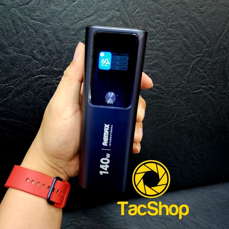 Pin sạc dự phòng sạc siêu nhanh 140W Remax RPP-662 dung lượng 25200mAh sạc được cho laptop Chính Hãng