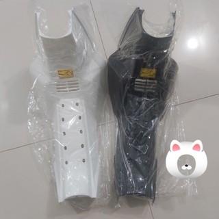 Yếm cắt xe dream đen trắng