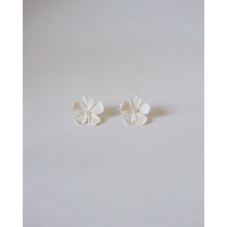 Khuyên tai hoa daisy earrings