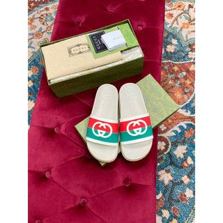 Dép quai ngang gờ cờ đế độn chiều cao điểm nhấn logo dập nổi quai hàng cao cấp full box hộp đi kèm