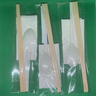 Set 50 bộ muỗng, đũa, tăm, khăn dùng 1 lần