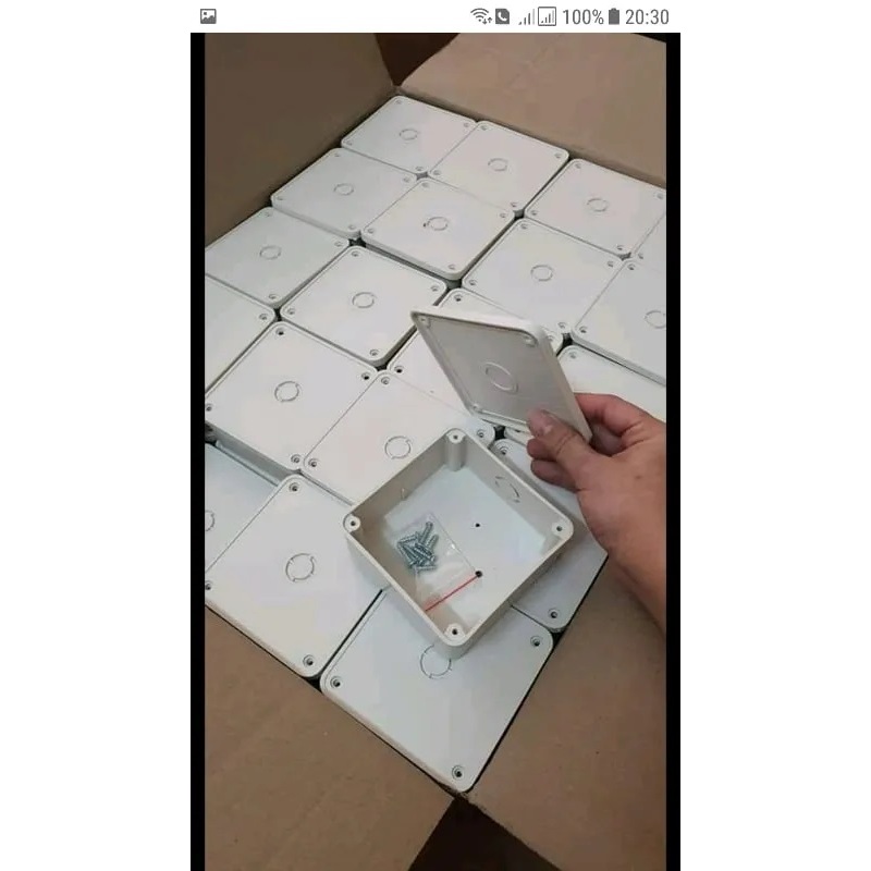 COMBO 10 HỘP NỐI ĐIỆN KĨ THUẬT CHỐNG NẮNG CHỐNG NƯỚC 11*11*1CM