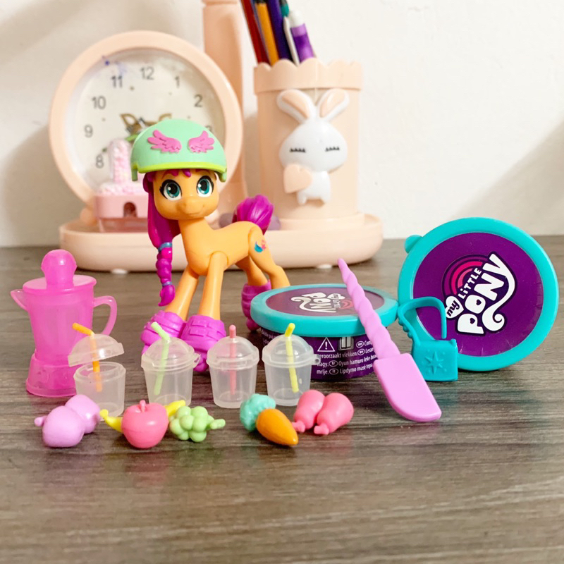 Đồ chơi ngựa My lite Pony mẫu Sunny Starscout kèm phụ kiện đáng yêu cho bé trên 3 tuổi