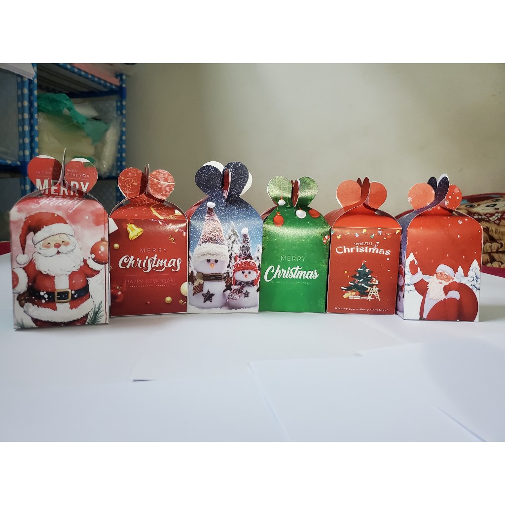 Hộp đựng quà Noel mix mẫu