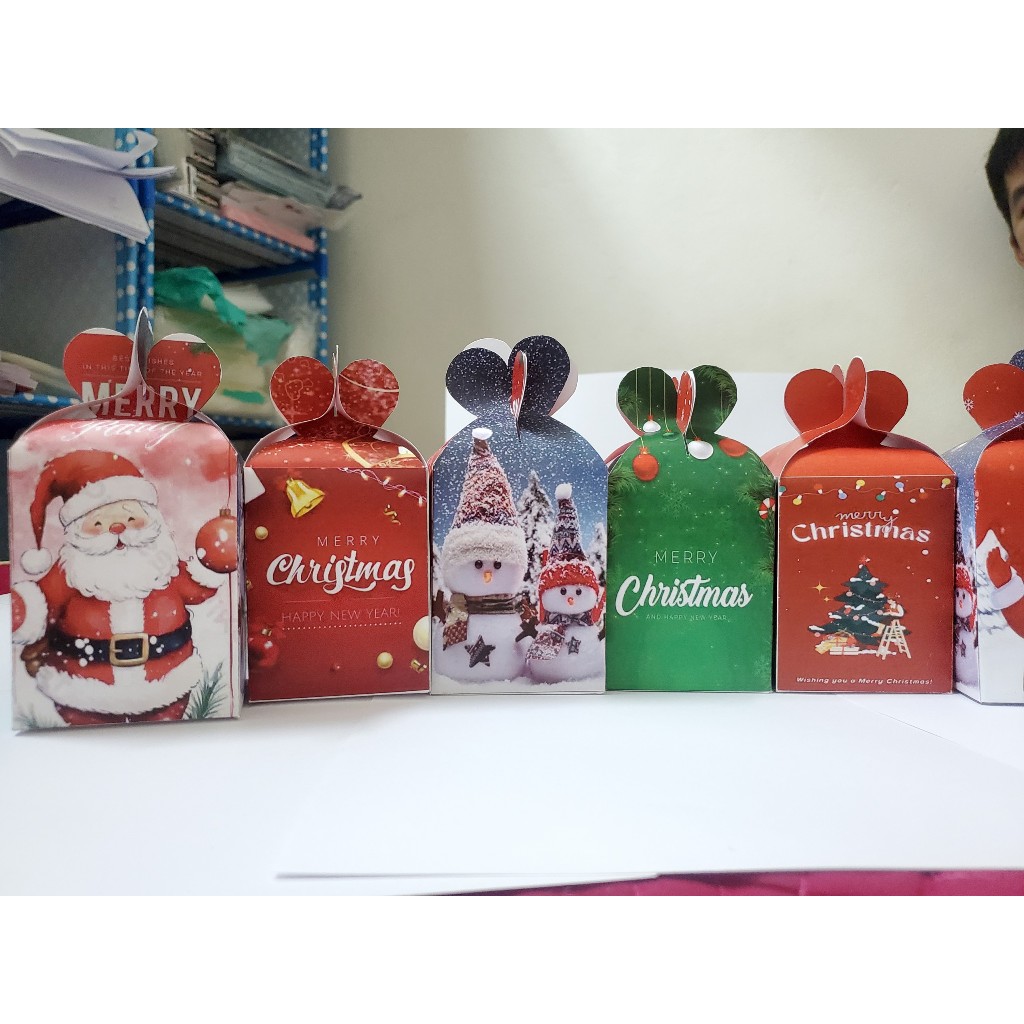 Hộp đựng quà Noel mix mẫu