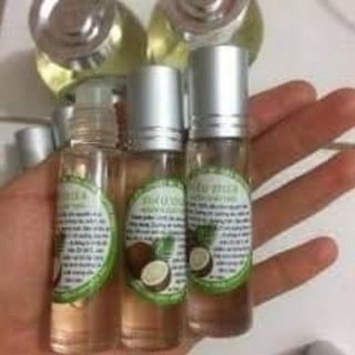 Lăn môi dầu dừa, dưỡng môi dầu dừa