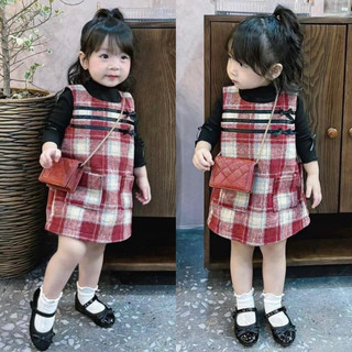 Váy bé gái,Váy yếm dạ kẻ đỏ + áo giữ nhiệt đen cho bé 8 đến 30kg