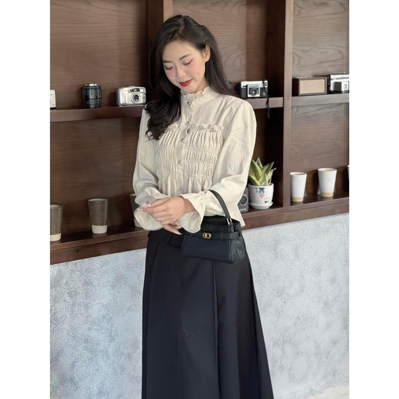 Áo kiểu - 837 - cổ trụ bèo - bo nhún bèo - tay dài loe