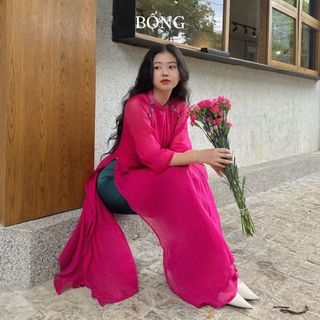 Áo dài hồng bốn tà thiết kế kèm quần lụa ngọc trai