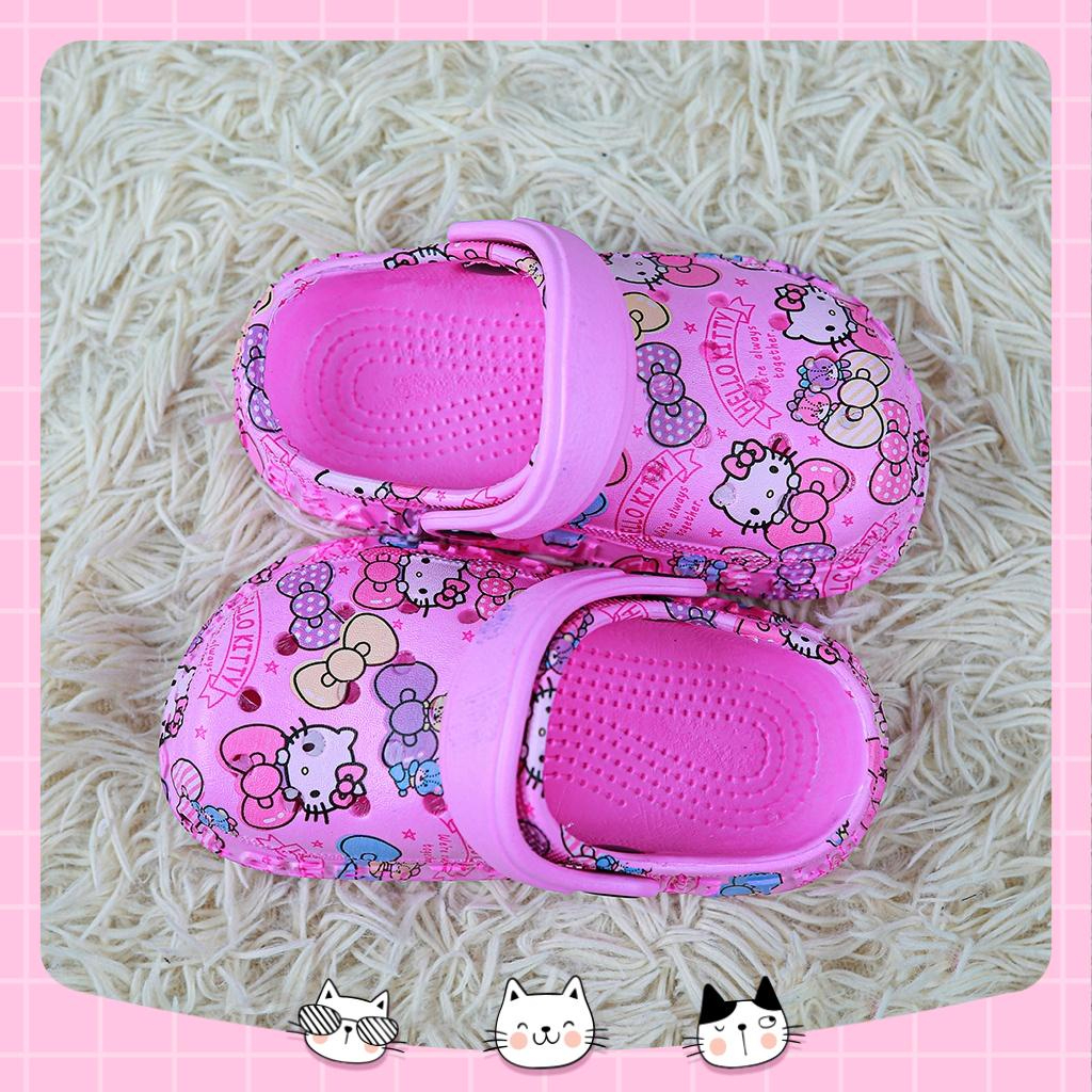 Dép Cross quai hậu cho bé in hình Hello Kitty 3D dễ thương chất liệu EVA êm chân MS2388