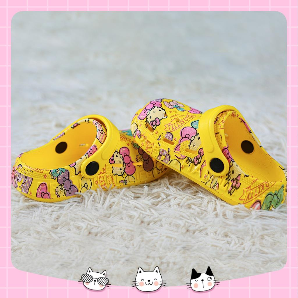 Dép Cross quai hậu cho bé in hình Hello Kitty 3D dễ thương chất liệu EVA êm chân MS2388