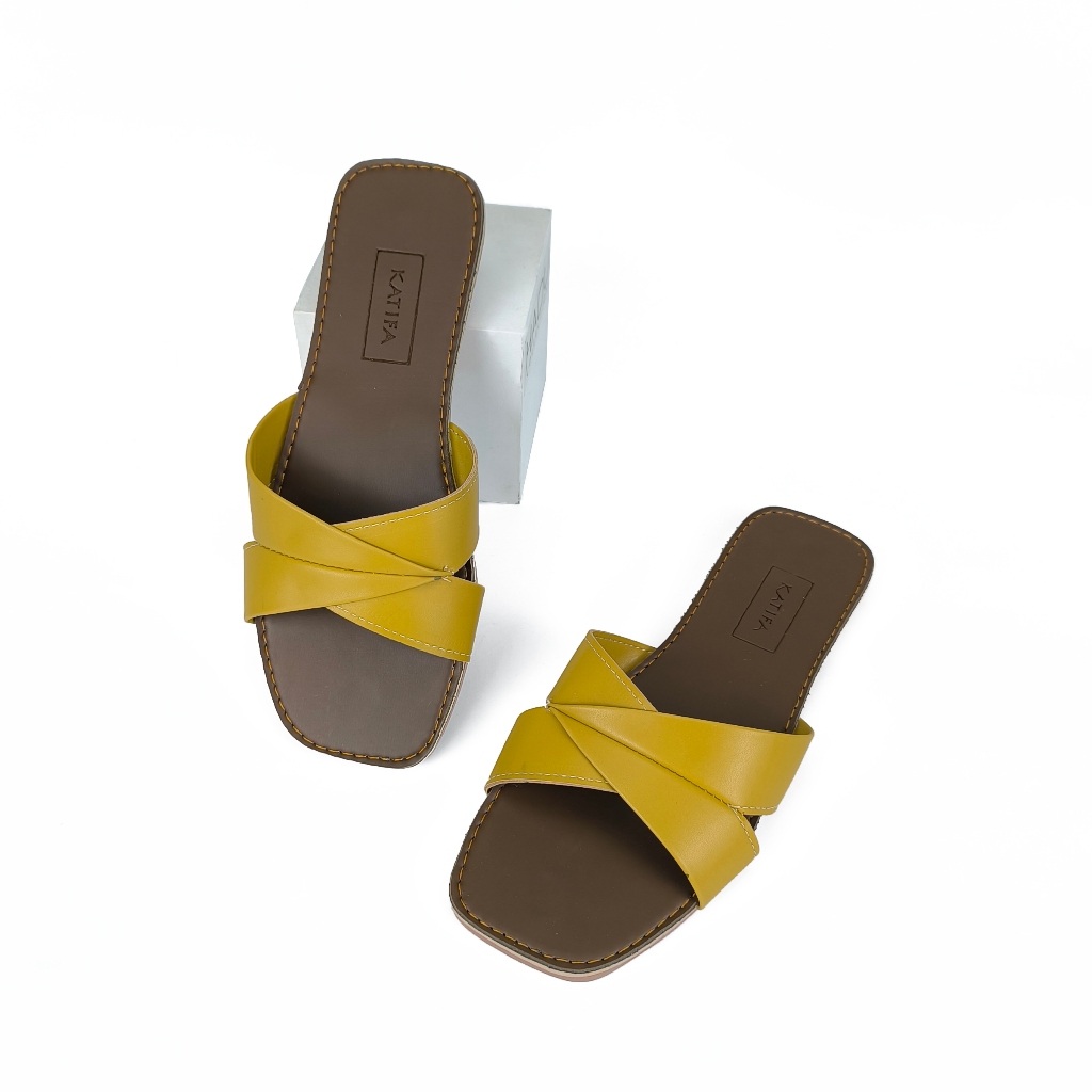 Combo HADU Basic Giày Sandal Cao Gót 5P HS502 Và Dép Bệt Nữ K116D Hàng Cao Cấp Bảo Hành 24T