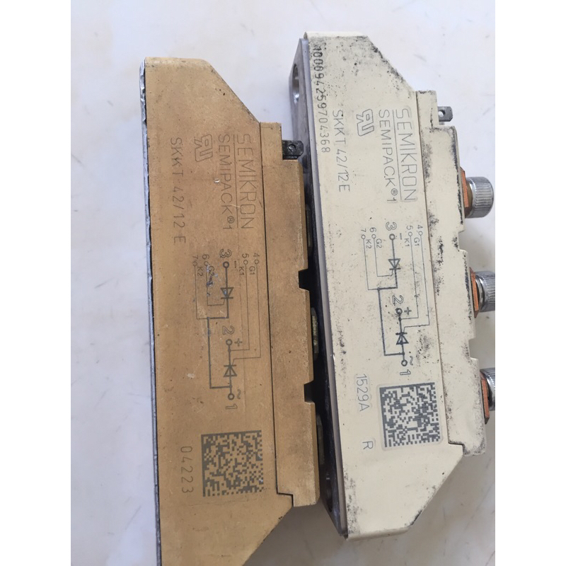 Thyristor (SCR) SKKT42/12 (40A-1400V hàng tháo máy)