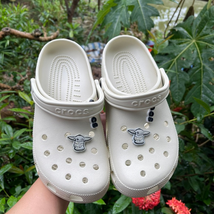 Dép Sục Crocs Nam Nữ Màu Trơn Cao 3cm - Có Lỗi Cắt Đã Được Xử Lý Rất Chắc Chắn | BigBuy360 - bigbuy360.vn