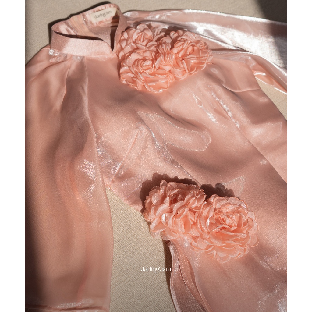DARLING.ISM - Áo dài thiết kế cách tân đính hoa kèm quần lụa THANH MAI vải organza phối vải tafta
