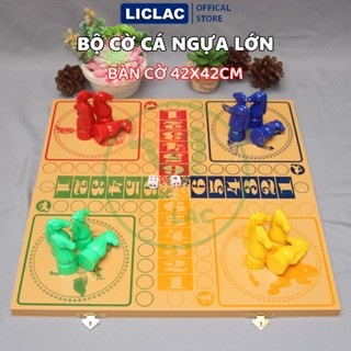 Cờ Cá Ngựa HUỆ TÂN chất liệu Nhựa Cao Cấp màu in đẹp, Bộ Cờ cá ngựa gồm Bàn Cờ, Quân Ngựa, 2 Xúc Xắc