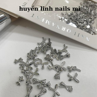 phụ kiện charm gấu hình nơ gắn móng