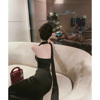 Đầm maxi lụa yếm cổ đỗ (kèm ảnh thật ở cuối)