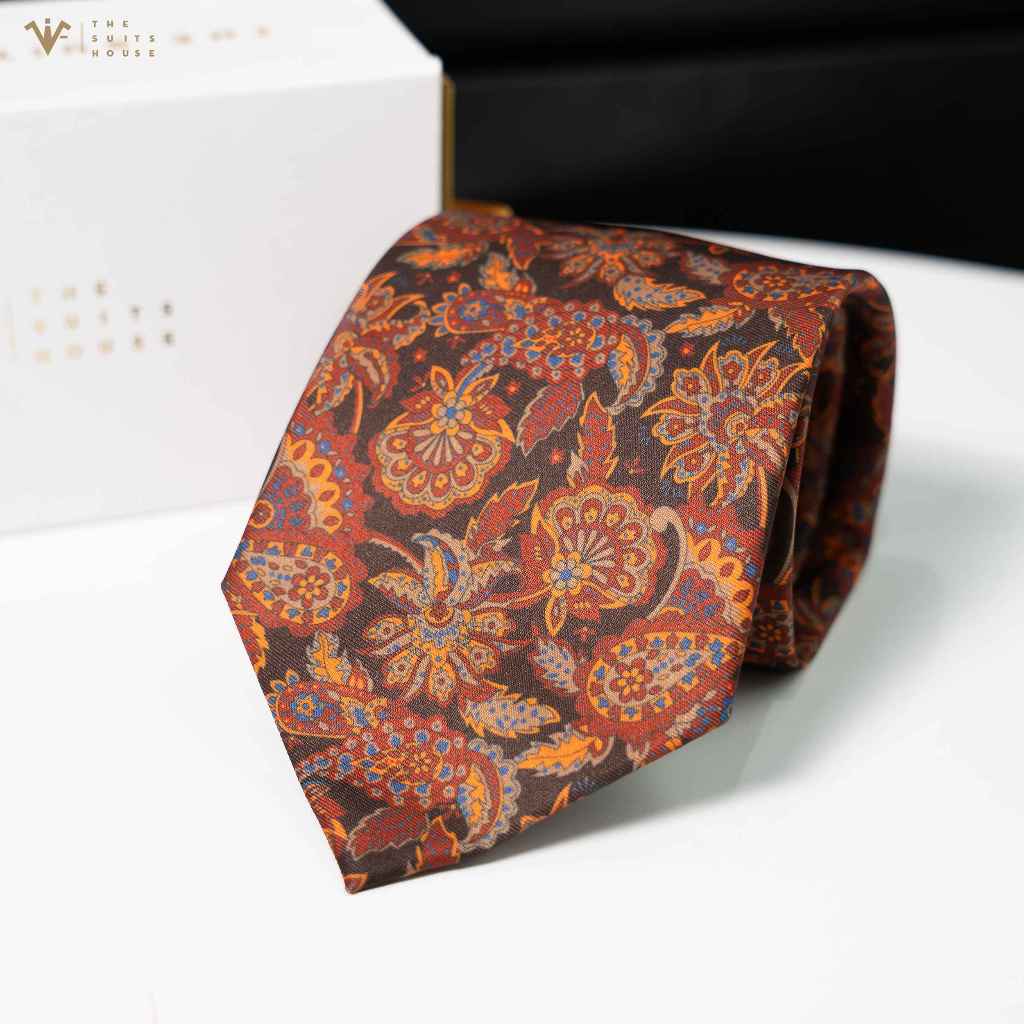 Cà vạt/ Caravat cao cấp THE SUITS HOUSE hoạ tiết hoa màu nâu vàng, bản 7 -9cm