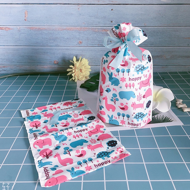 Combo 50 Túi đựng kẹo, bánh giáng sinh, Túi dây rút giáng sinh kt 23 * 15 * 6cm- nhiều kích thước- Phukientuiloc.com