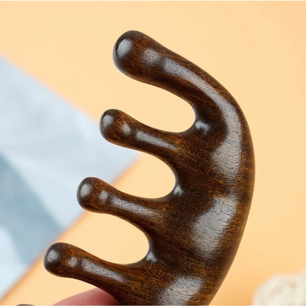 Lược Gỗ Đàn Hương Massage Da Đầu Lưu Thông Khí Huyết Và Tuần Hoàn Máu - Lược Gỗ Giúp Massage Da Đầu Cho Cả Nam Và Nữ