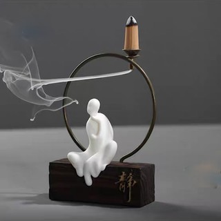 ĐẾ GỖ ĐỂ ĐẶT TƯỢNG KÈM PHỄU ĐỐT TRẦM BẰNG ĐỒNG ( KHÔNG KÈM TƯỢNG )