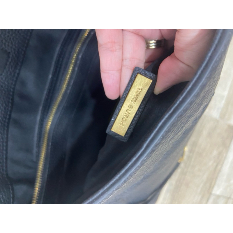 Túi si hiệu Tory Burch