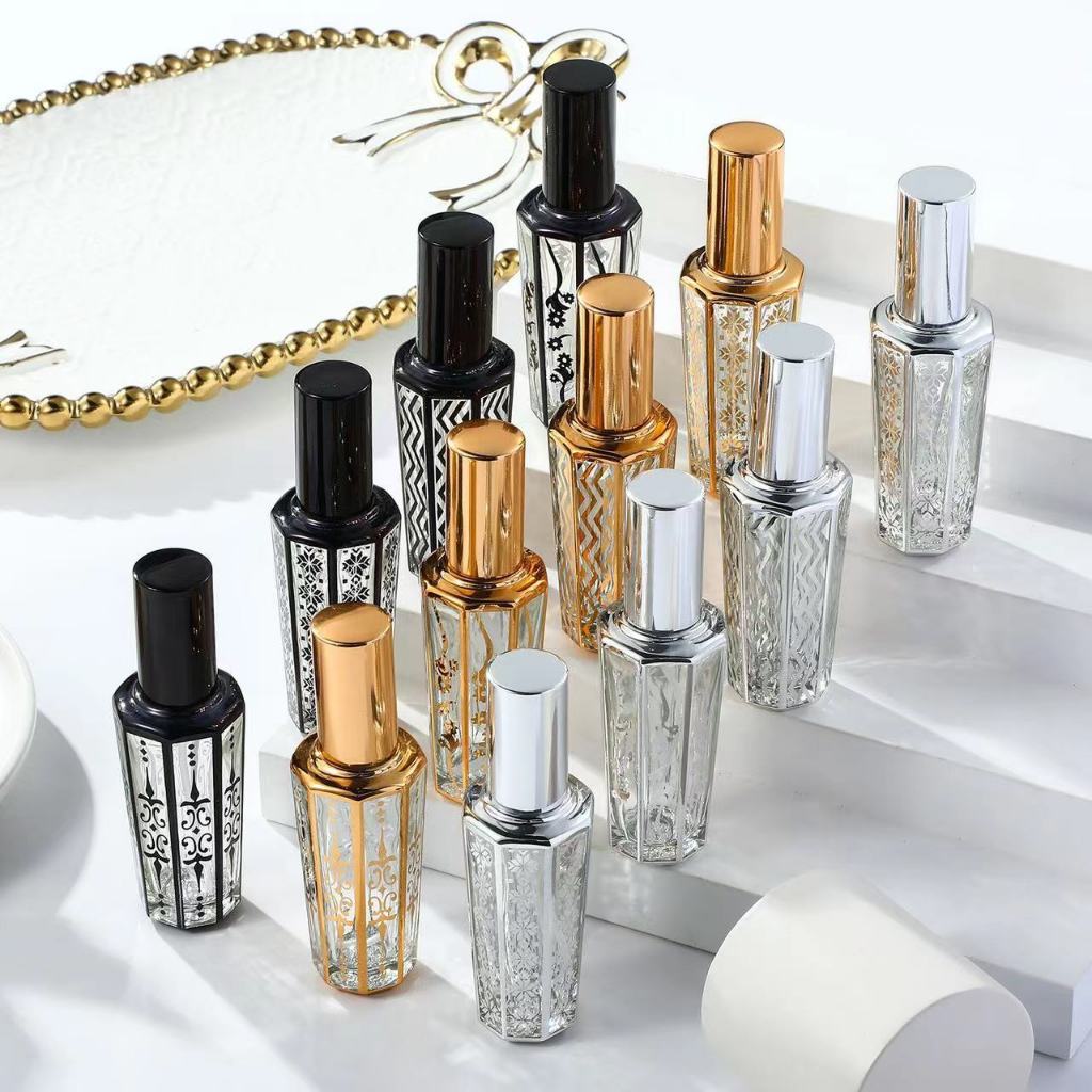 Chai chiết nước hoa 15ml kiểu Dubai dáng trụ sang trọng.