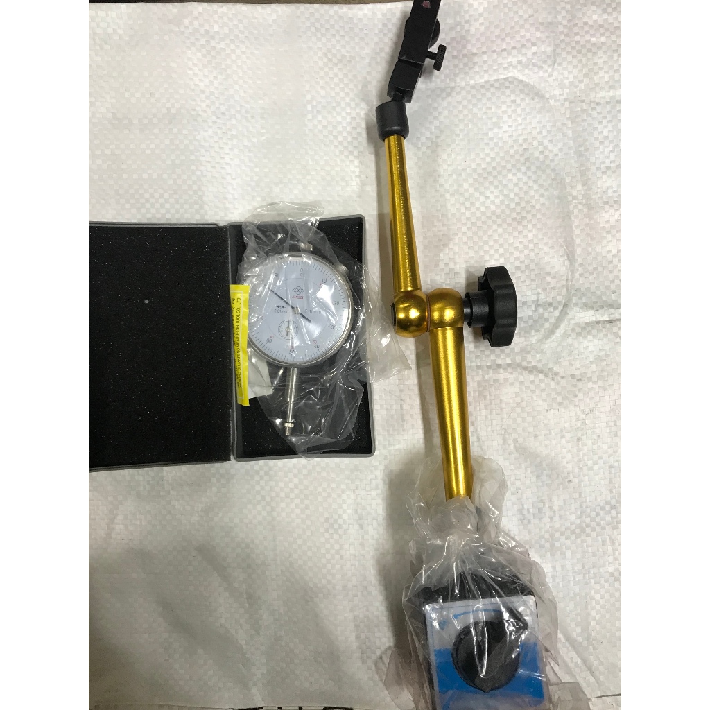 Đế từ đài loan + đồng hồ so 1-10mm dùng cho ngành cơ khí có khớp xoay 360 độ