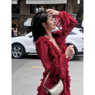 ĐẦM BÈO NHÚN SEXI