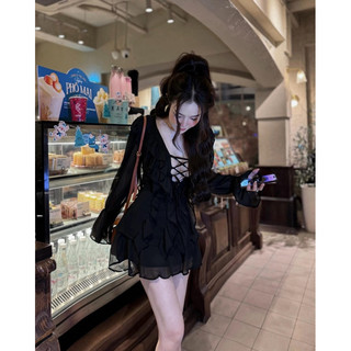 ĐẦM BÈO NHÚN SEXI
