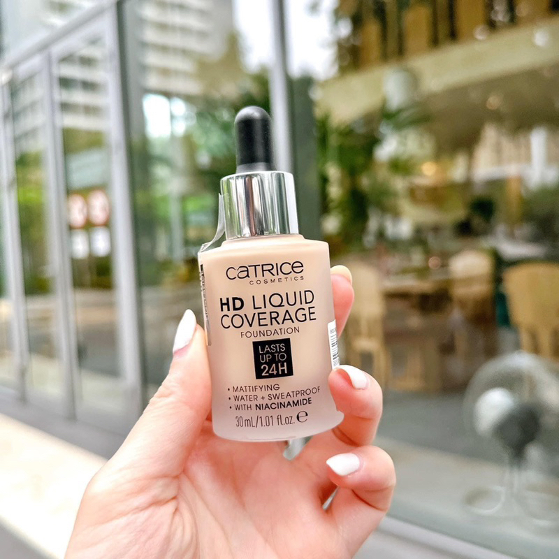 Kem nền Catrice HD Liquid Coverage Last Upto 24H