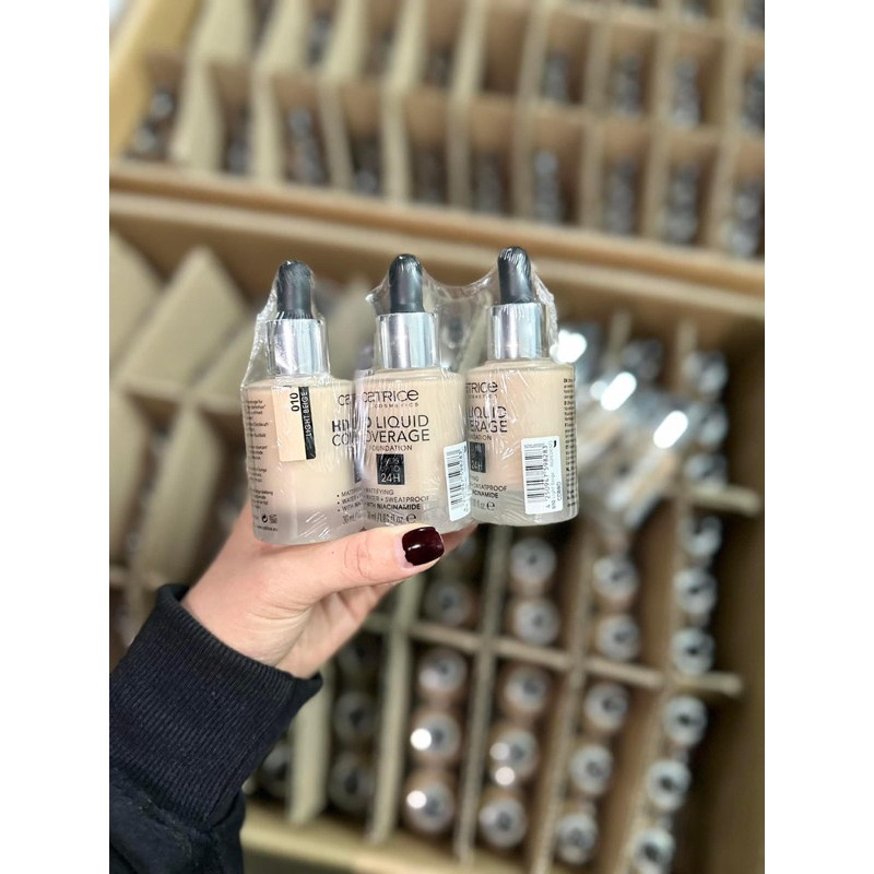 Kem nền Catrice HD Liquid Coverage Last Upto 24H