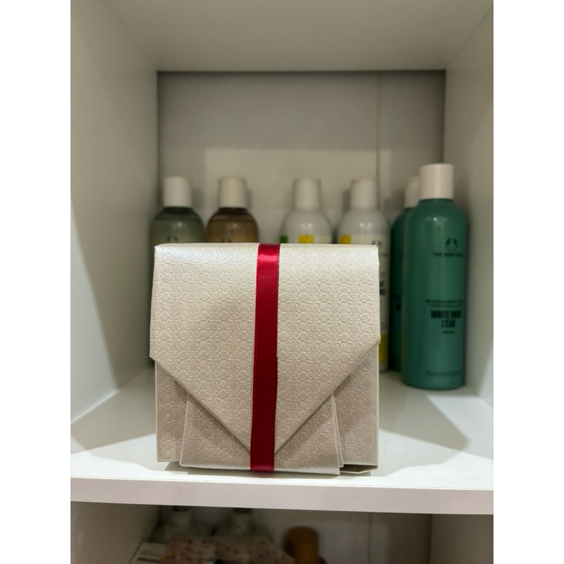 Dịch vụ gói quà tặng San Peauté - mua kèm sản phẩm