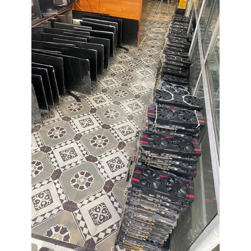 Cac hinh VGA RX 570/4g dr5 hang dep-giao ngẫu nhiên các hãng-cac chay cổng DVI | BigBuy360 - bigbuy360.vn