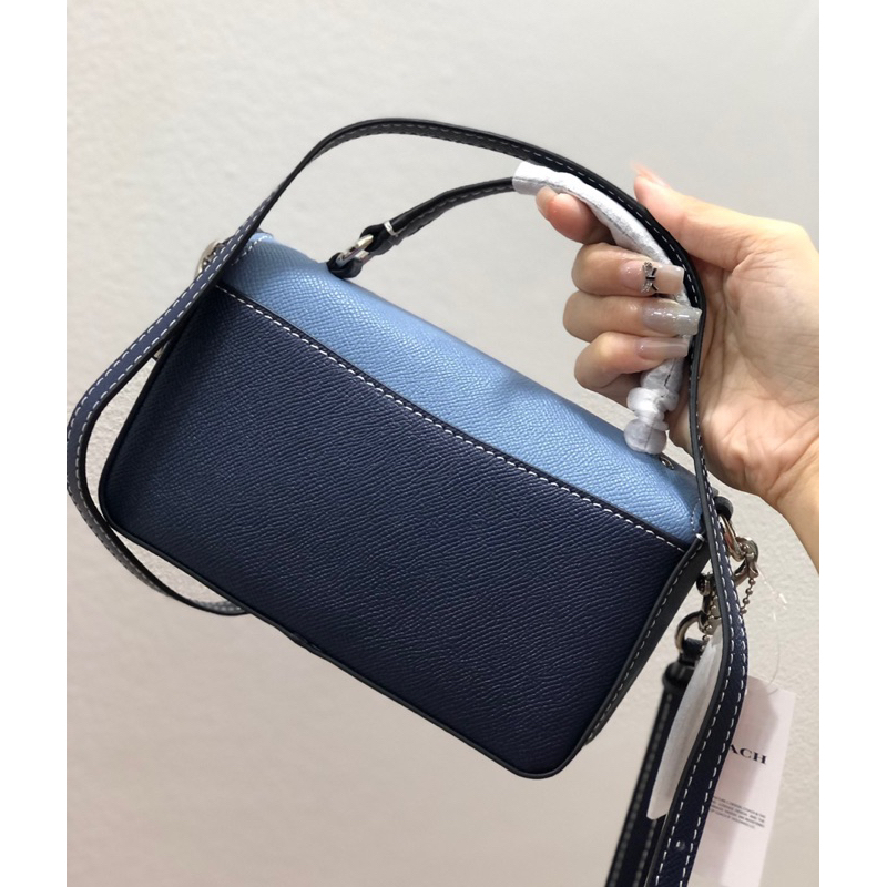 Túi đeo chéo Coach Josie mini nhỏ gọn
