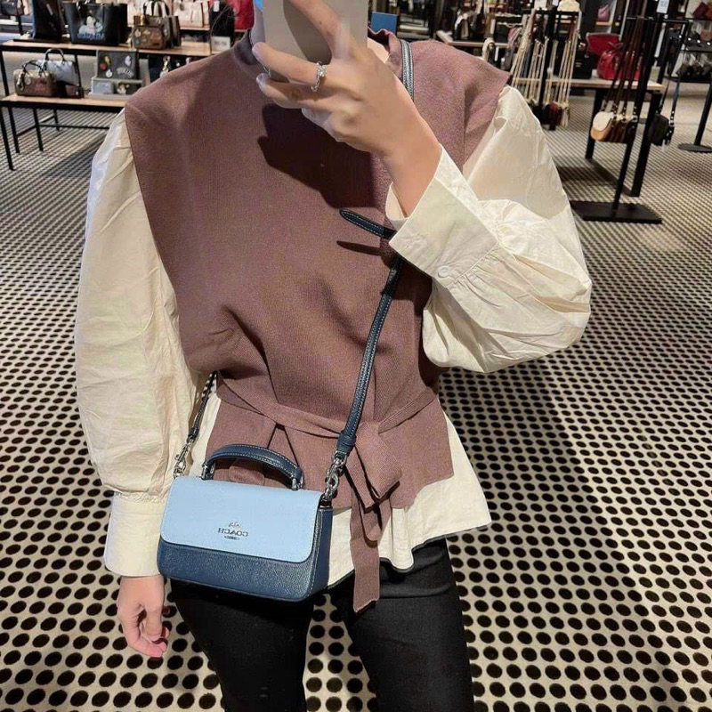 Túi đeo chéo Coach Josie mini nhỏ gọn