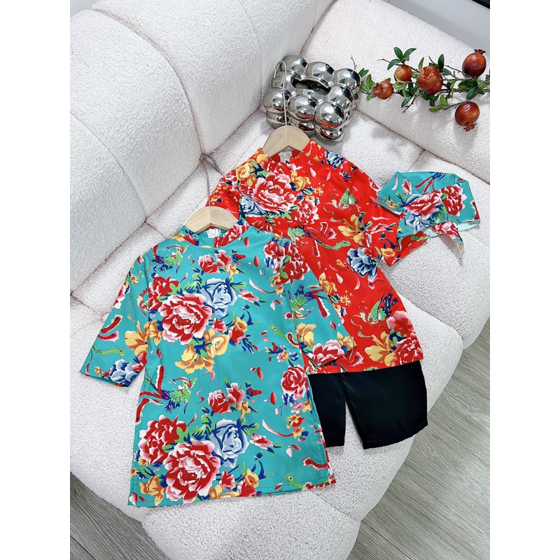 Áo dài chăn công cho bé