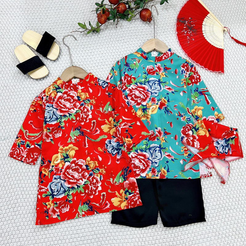 Áo dài chăn công cho bé