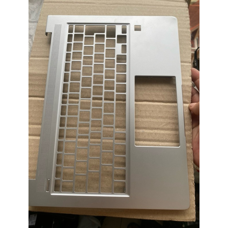 Thay vỏ laptop mặt (C) laptop hp  430-G6 chân ốc zin