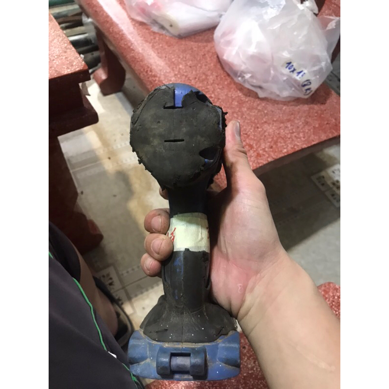 Vít hitachi 14.4v bán mù không bao gì hết