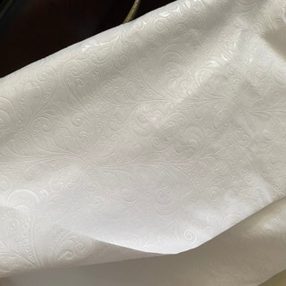 Vải Trắng Khổ Lớn 2m4 Kate Bột Poly Hoa Văn Chìm - Không Giãn, Chất Dày Vừa Phải - May Drap Giường, Màn Che