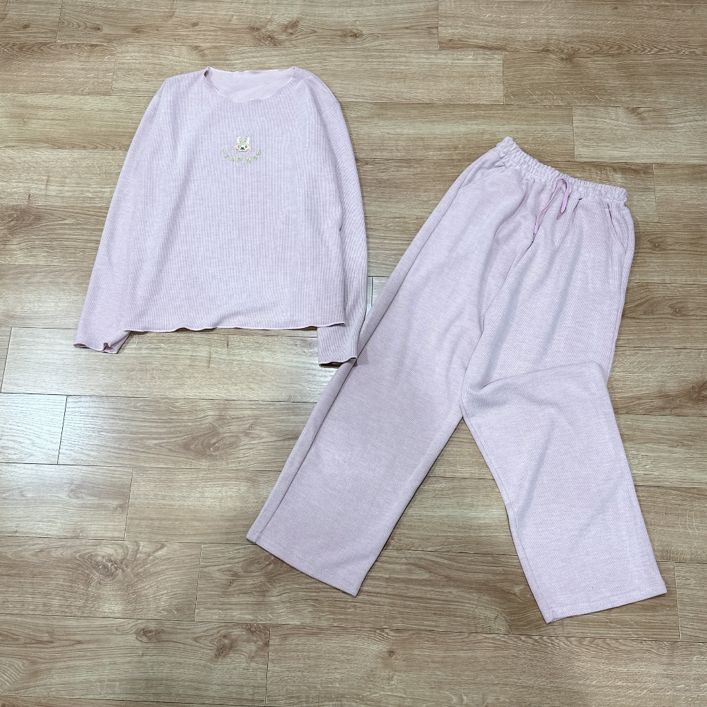 Bộ dài tay thêu hình thỏ chất tăm nhung kèm quần suông dành cho nữ KH29