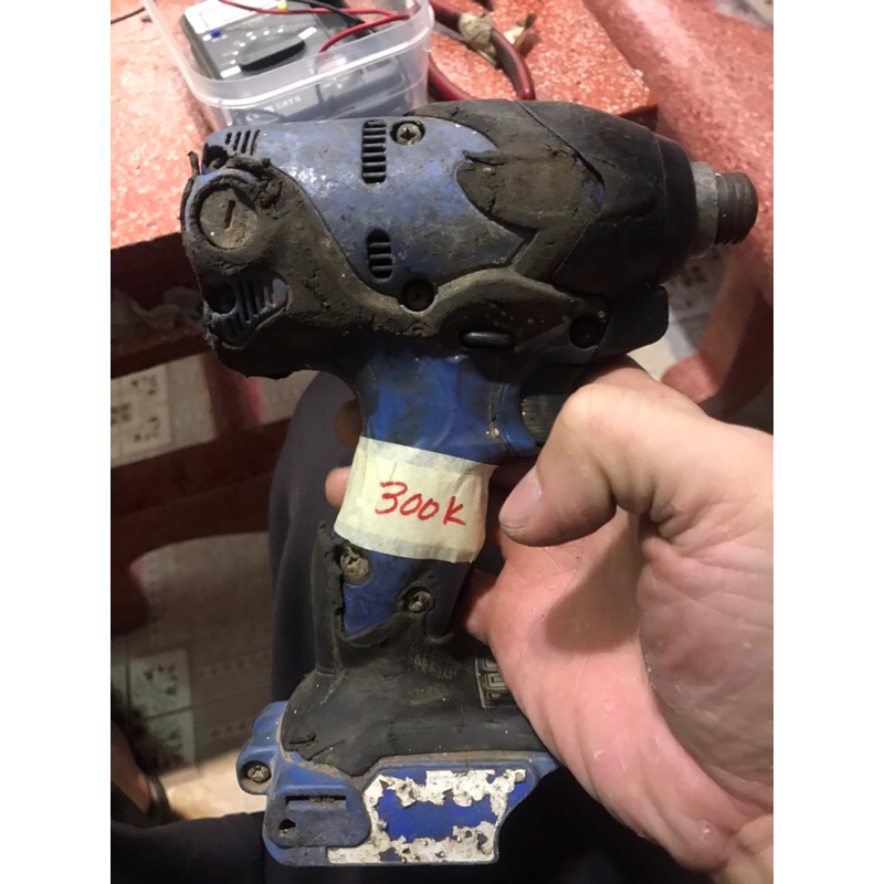 Vít hitachi 14.4v bán mù không bao gì hết